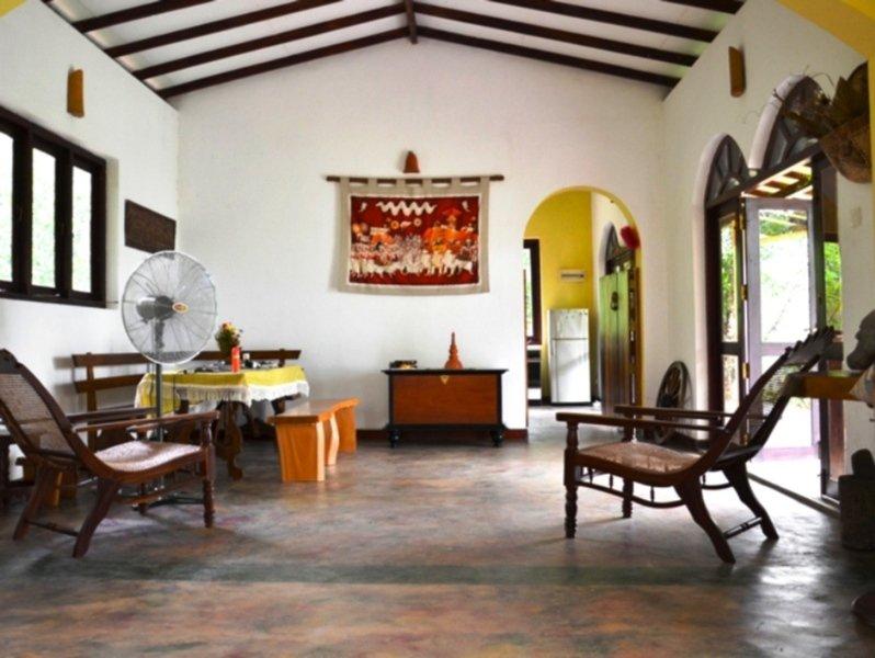 نيجومبو The Reef Beach Hotel المظهر الخارجي الصورة