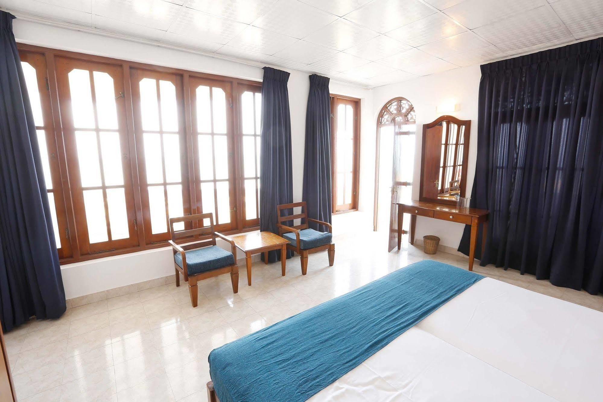 نيجومبو The Reef Beach Hotel المظهر الخارجي الصورة
